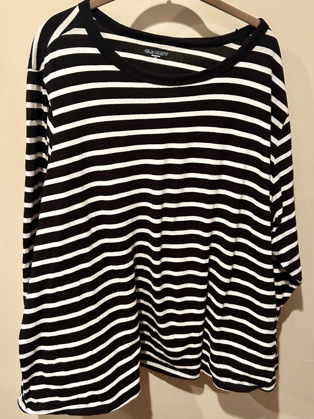 Old Navy Wiomen's Luxe Long-Sleeve, Crew-Neck T-Short, Size 3X